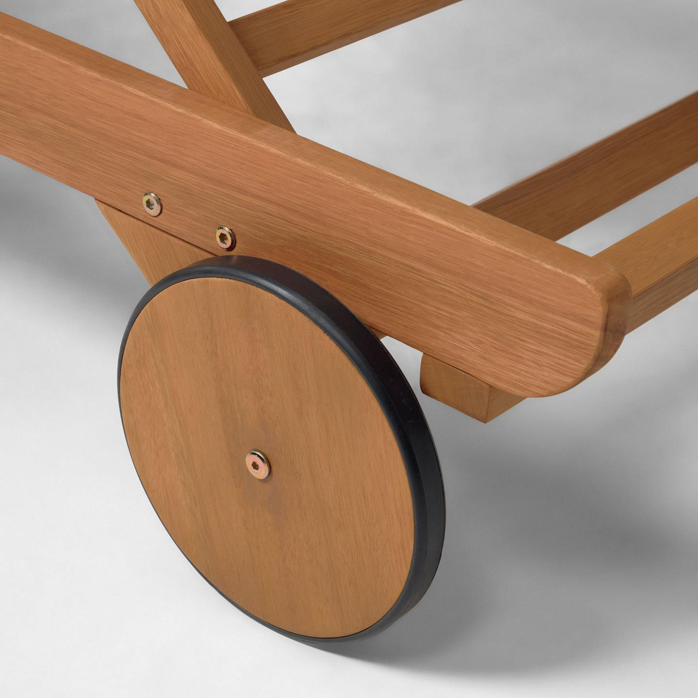 097804 Шезлонг из массива эвкалипта La Forma Beila 