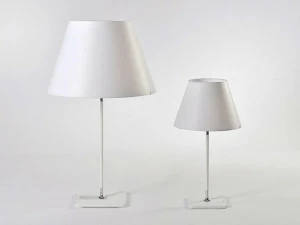 axis71 Настольная лампа One