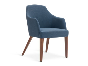 Тканевое кресло с подлокотниками