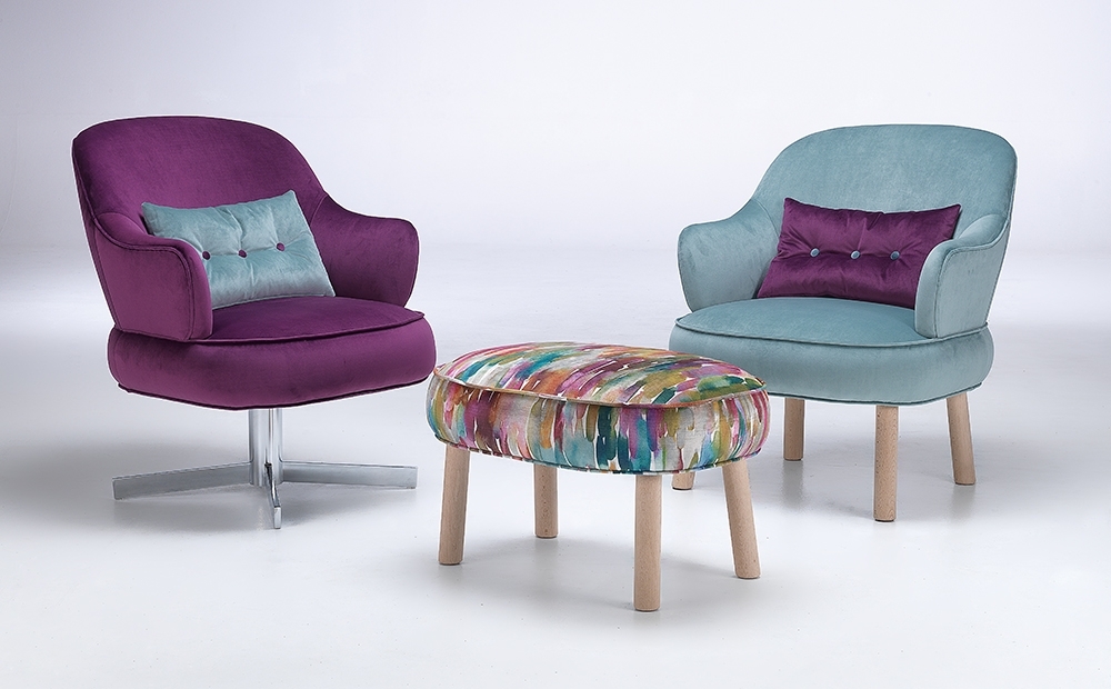 054074 Пуф Manuel Larraga Gabriel Santreyd