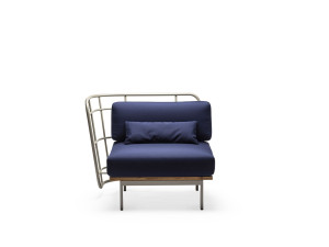 Металлическое кресло