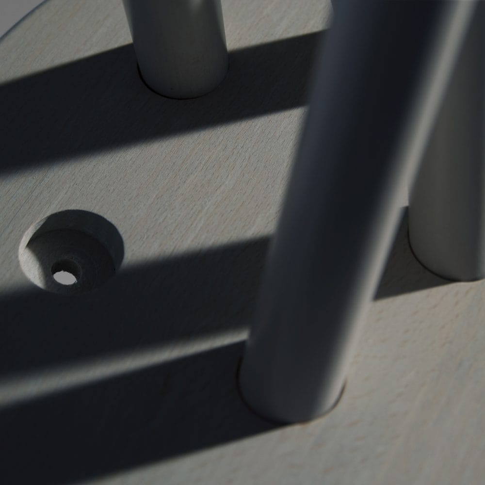 Напольная вешалка из бука In Stock Karn ARCH-00135174 - Вид №1