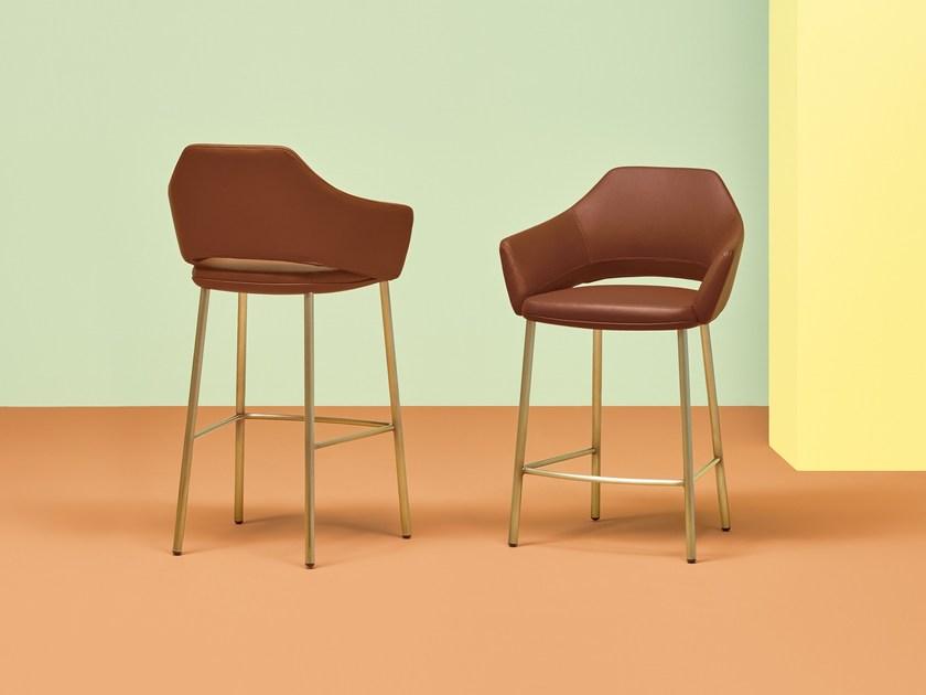 Pedrali Высокий кожаный табурет с подлокотниками со спинкой Vic sun-id-1413759 - Вид №4