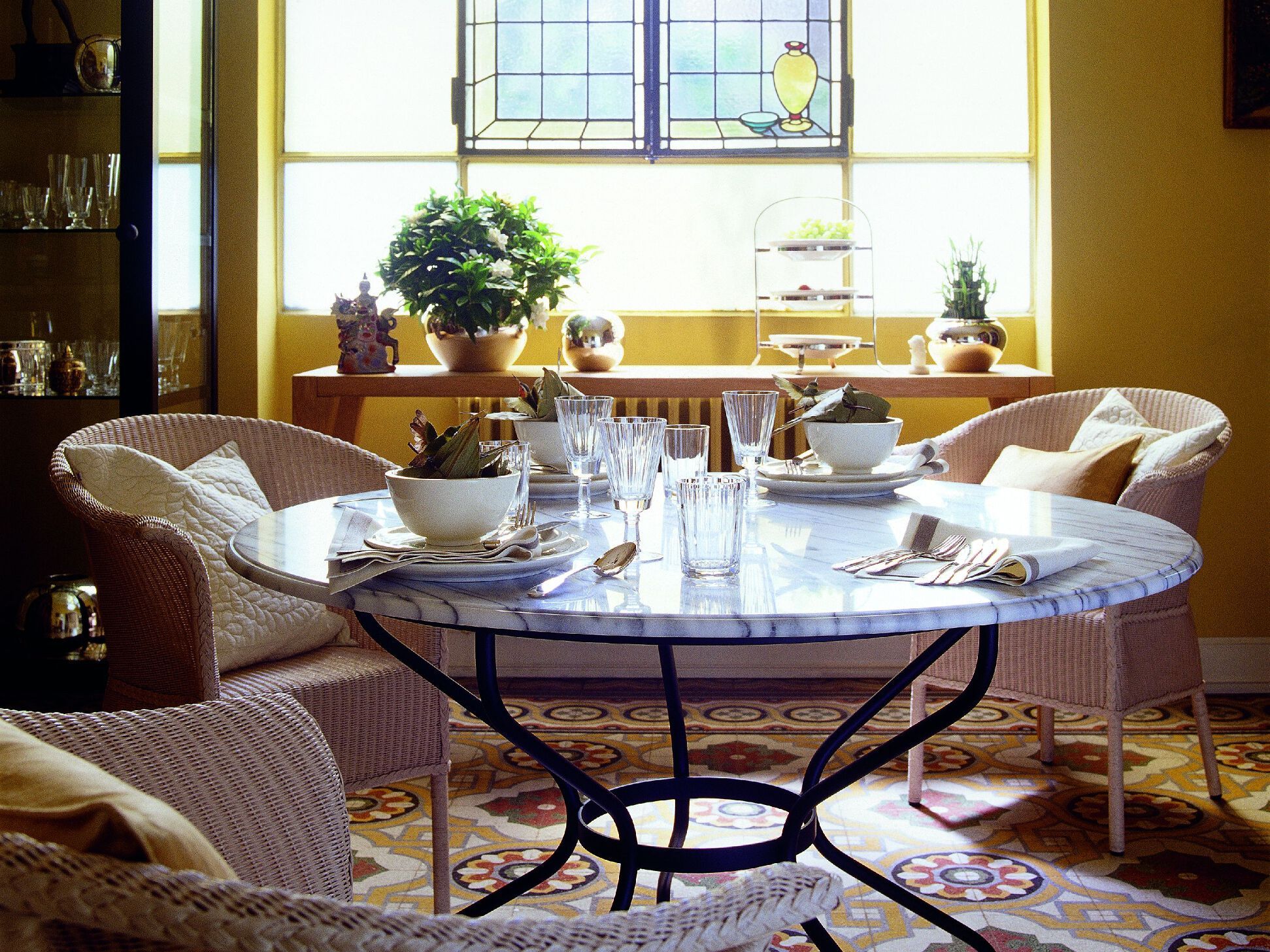 Мраморный круглый садовый стол LAMBERT PROVENCE ARCH-00131086 - Вид №5