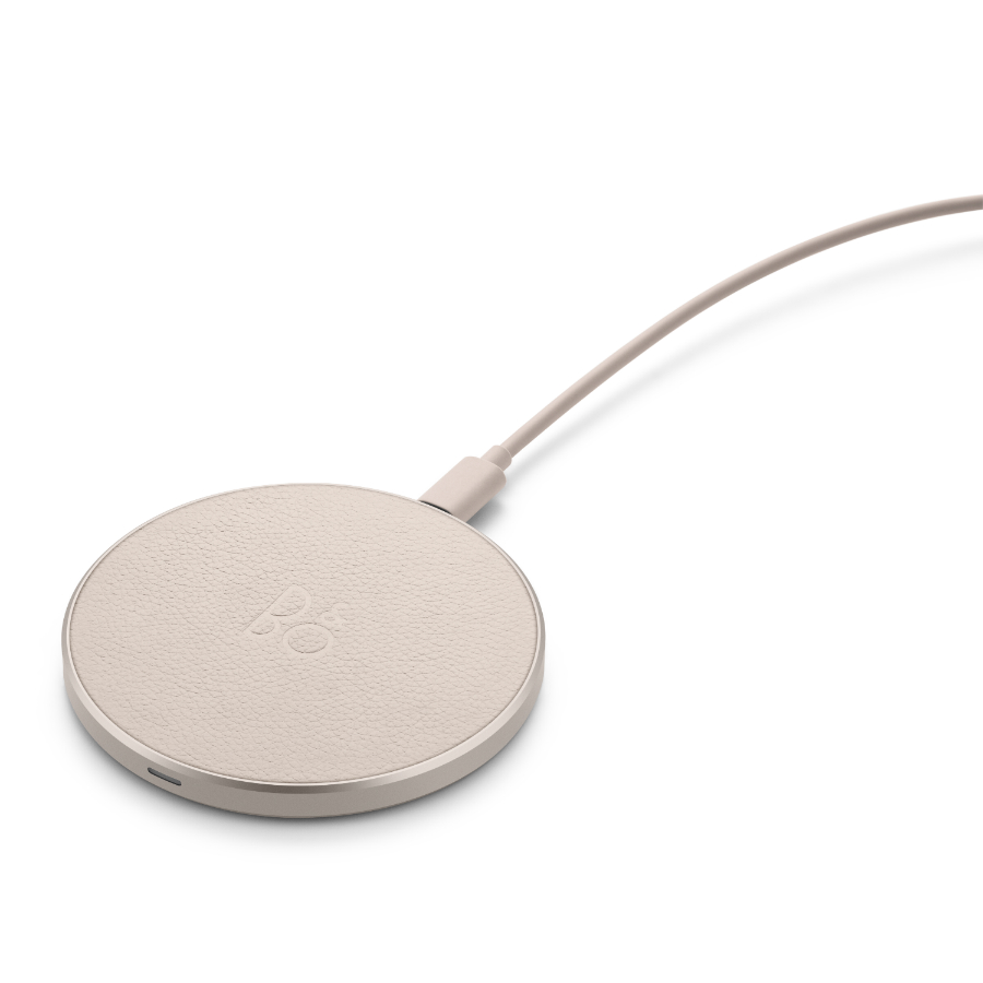 Устройство зарядное беспроводное BeoPlay Charging Pad, дымчато-розовое Bang & Olufsen 1646202 - Вид №3
