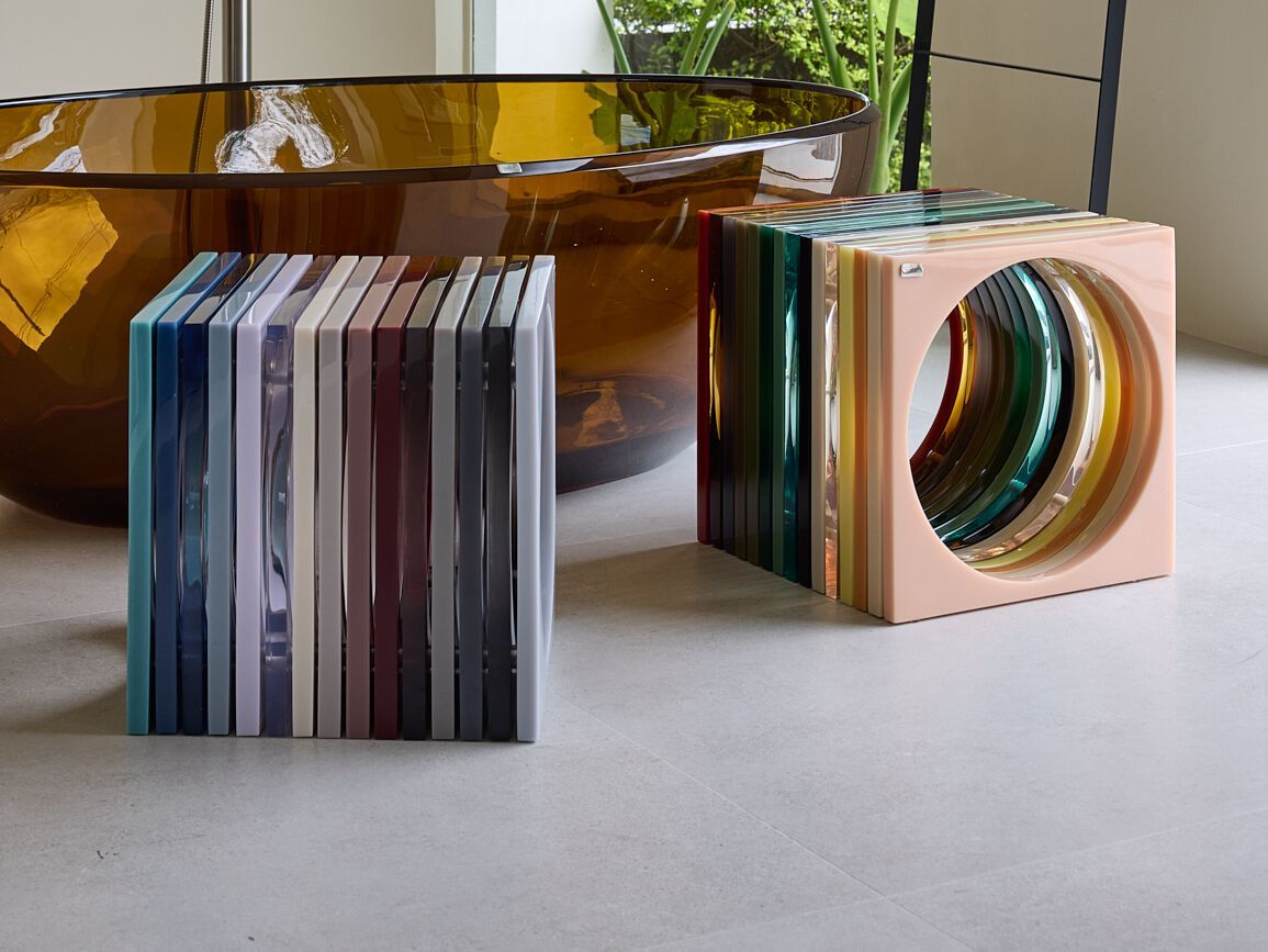 Стул для ванной из смолы Vallvé Tomos ARCH-00104543