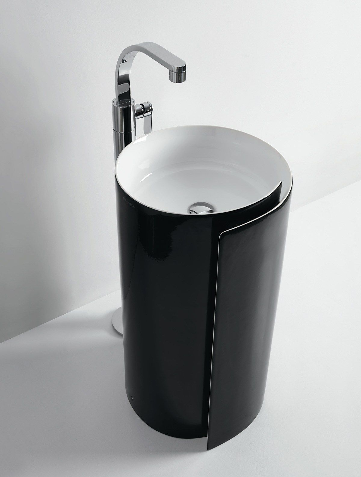 Керамическая отдельно стоящая круглая одиночная раковина Ceramica Flaminia Roll ARCH-00038668 - Вид №11