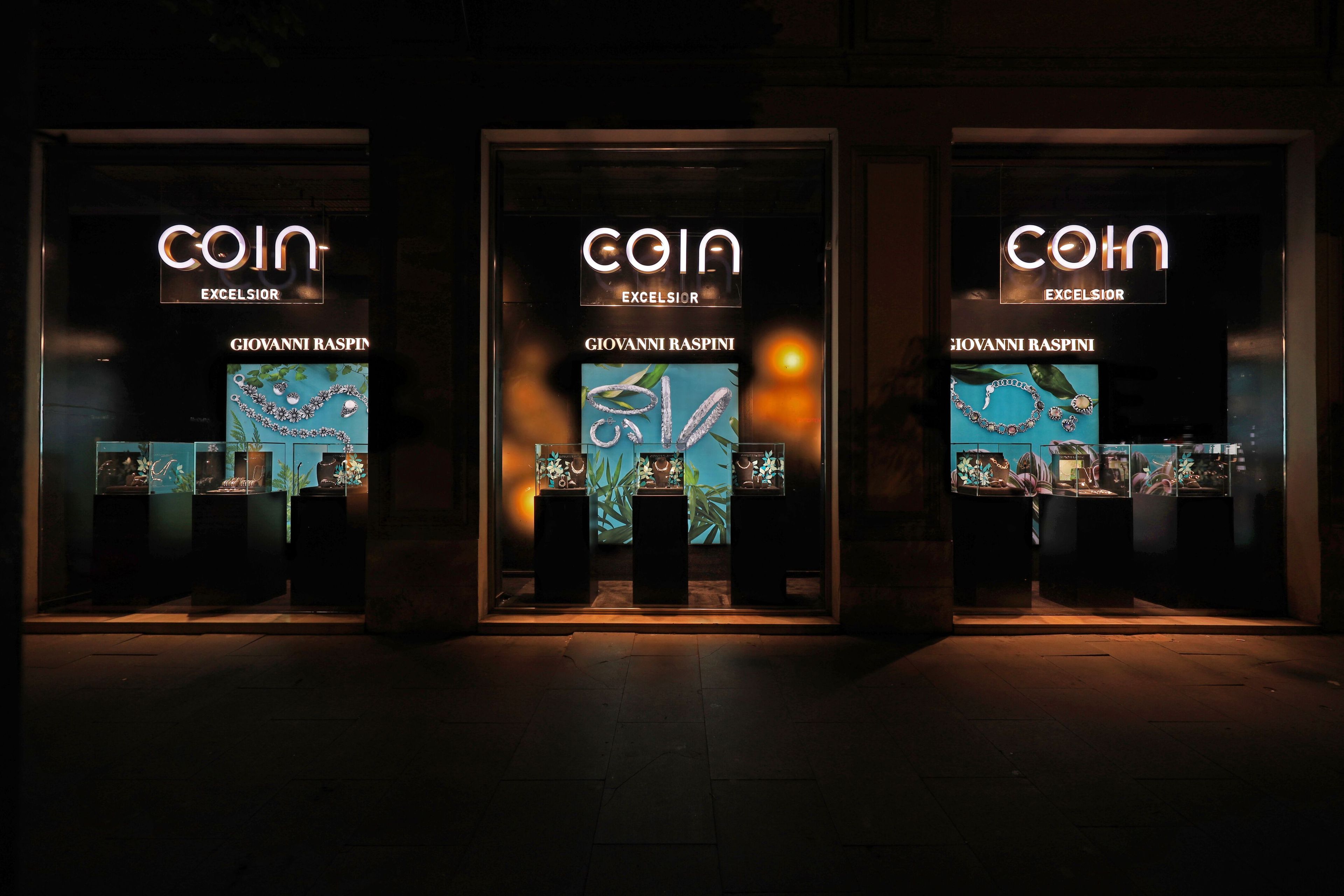 Алюминиевая и тканевая система для оформления витрин ABS Group ALLESTIMENTI PER VETRINE ARCH-00135289 - Вид №1