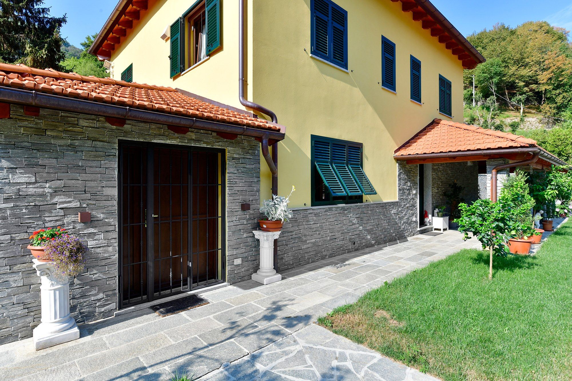 Натуральный каменный элемент для фасада B&B Rivestimenti Naturali камень ARCH-00006738 - Вид №2