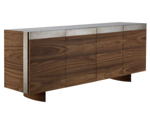 Шкаф из массива дерева и железных вставок