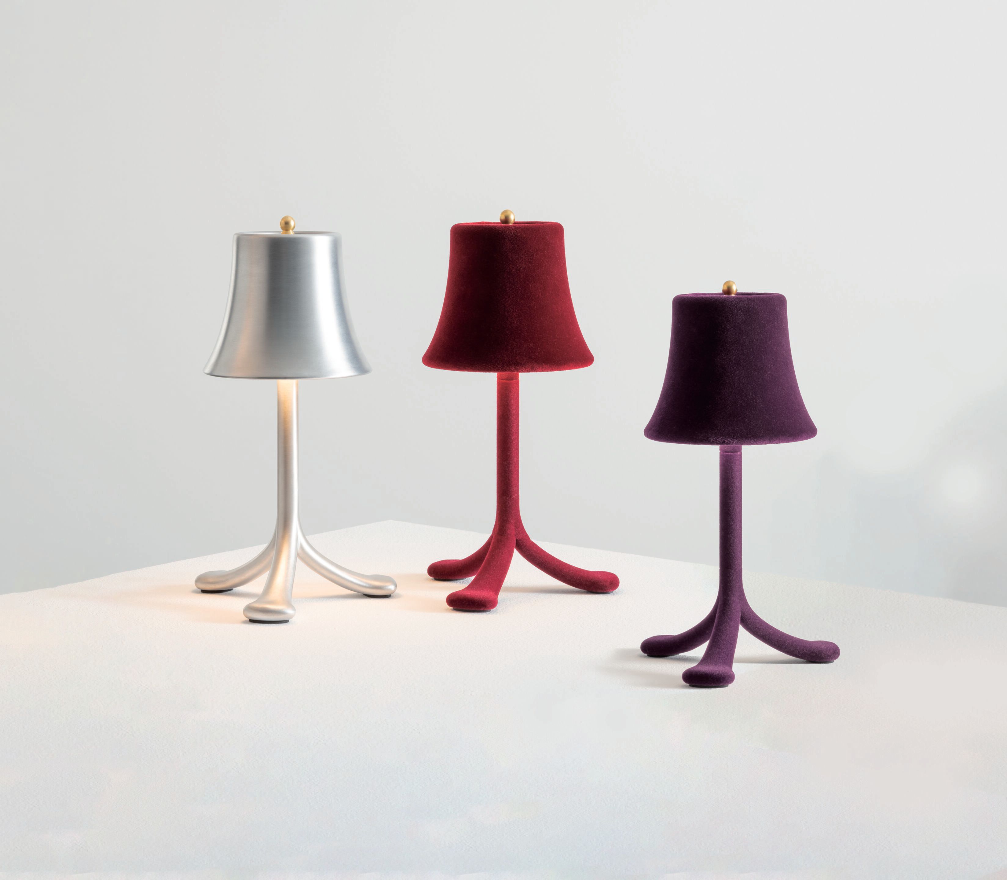 Алюминиевая аккумуляторная настольная лампа Artemide Trois Rois ARCH-00129698 - Вид №4