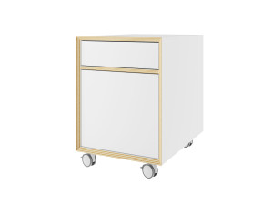 Березовый комод на колесах