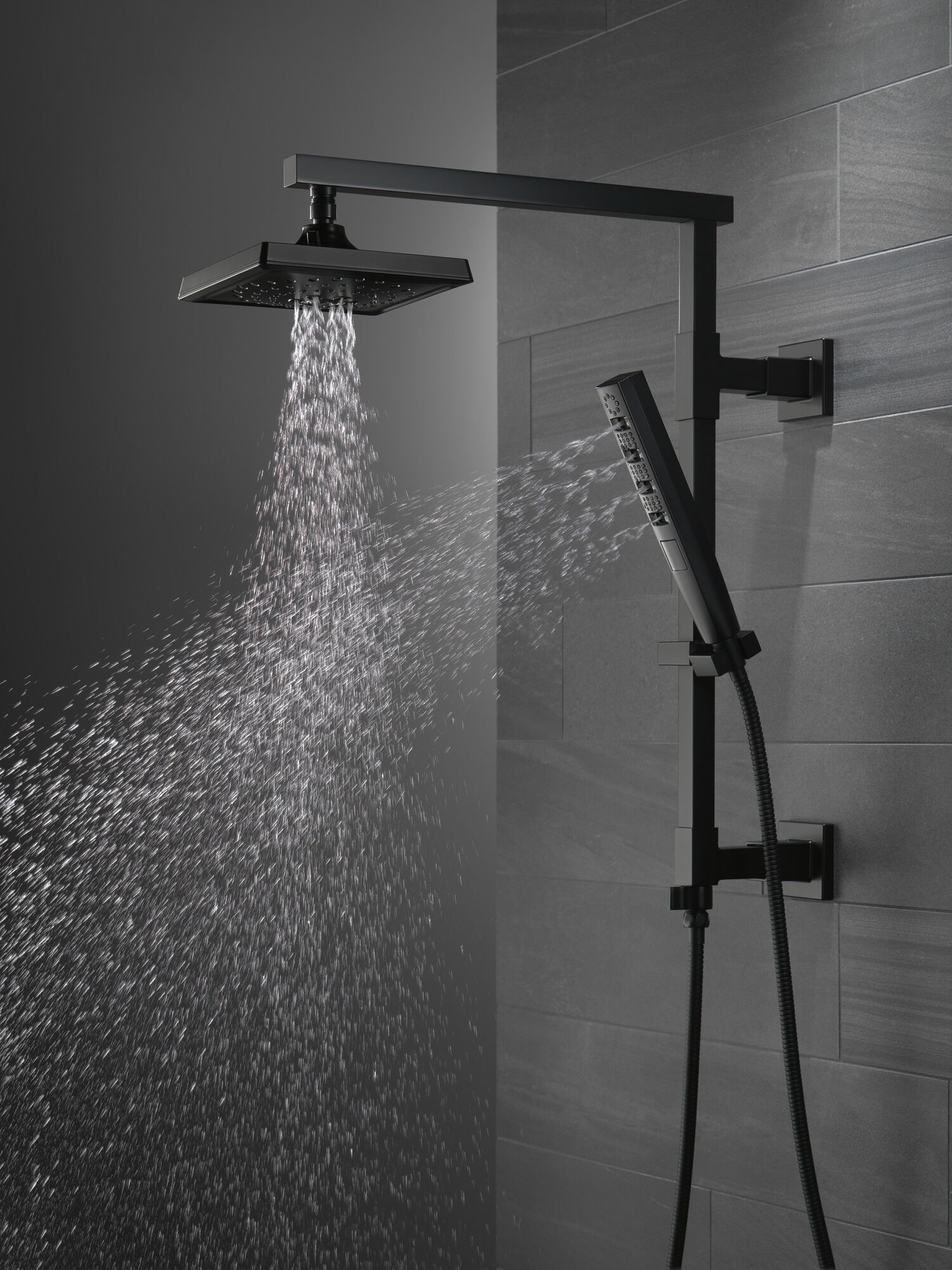 58410-BL Душевая колонна угловая 18 дюймов Delta Faucet Universal Showering Матовый черный  - Вид №3