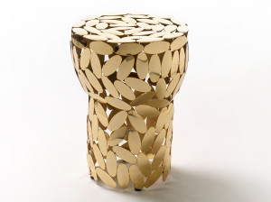 Стальной стул / журнальный столик