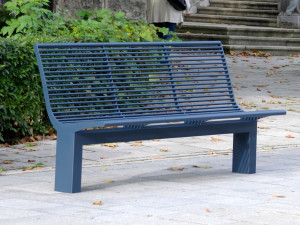 Скамья из нержавеющей стали со спинкой