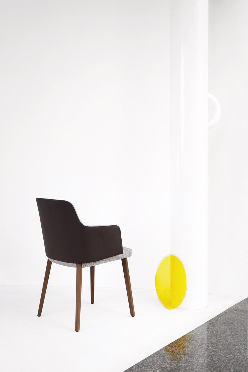 Montis Стул из ткани с подлокотниками Back me up sun-id-1470574 - Вид №7