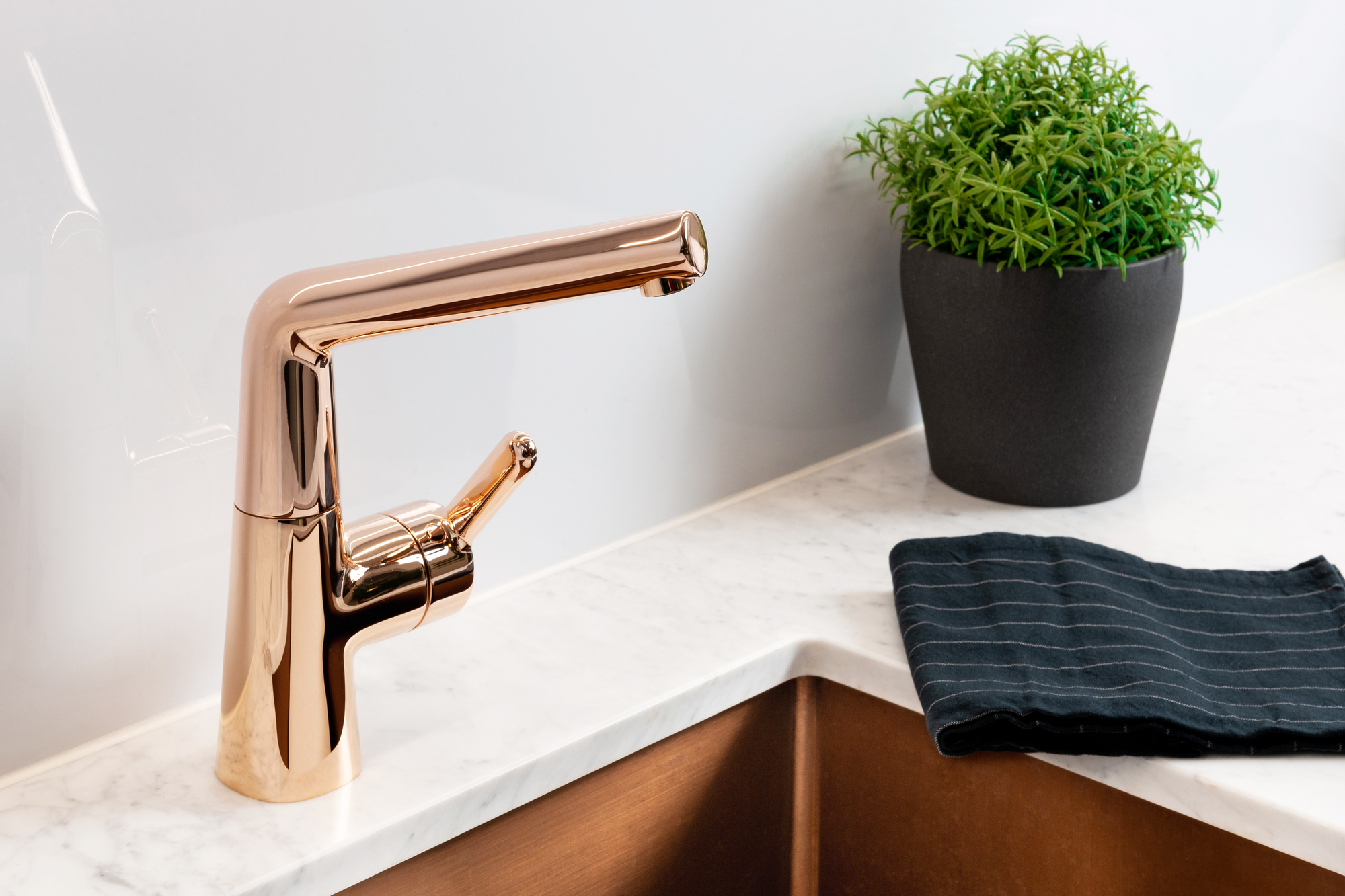 Oras 3006F-34 Смеситель для умывальника 3006F-34 Inspera Розовое золото  - Вид №4