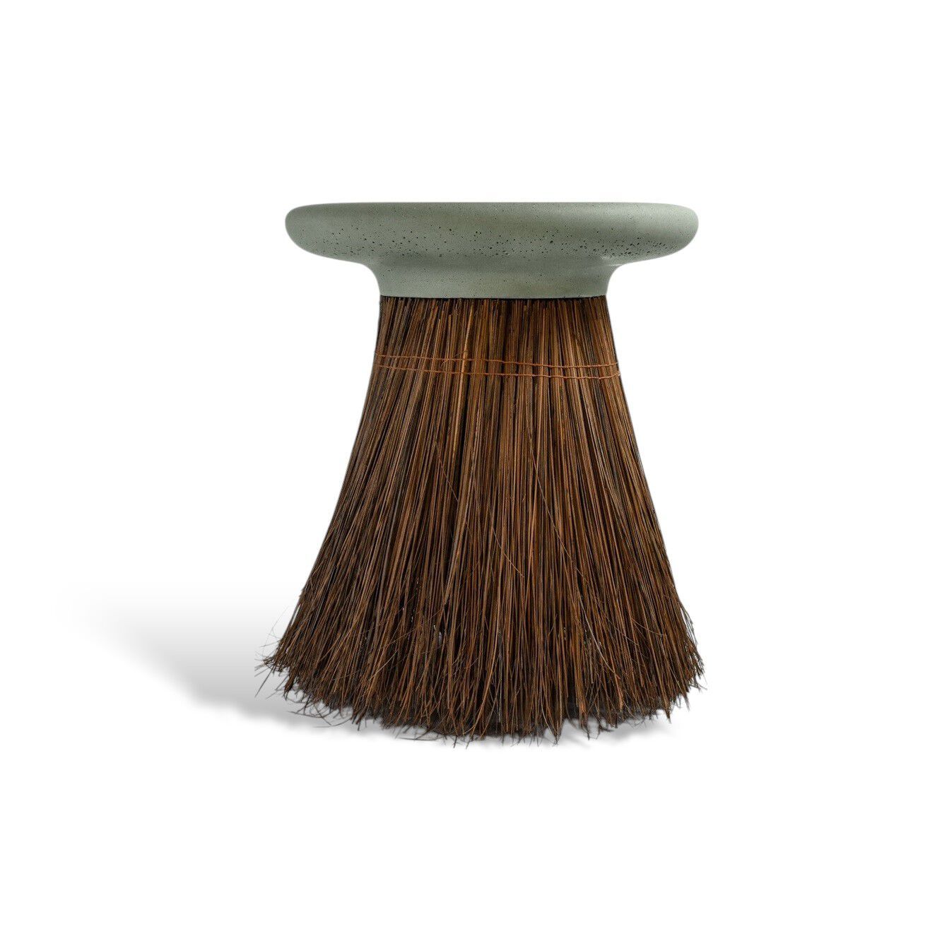 Бетонный низкий круглый журнальный столик URBI et ORBI Medius Terra ARCH-00030587 - Вид №10