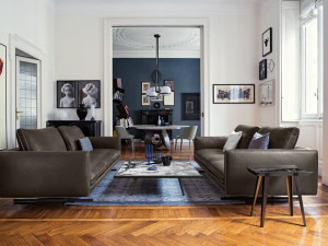 3-местный кожаный диван