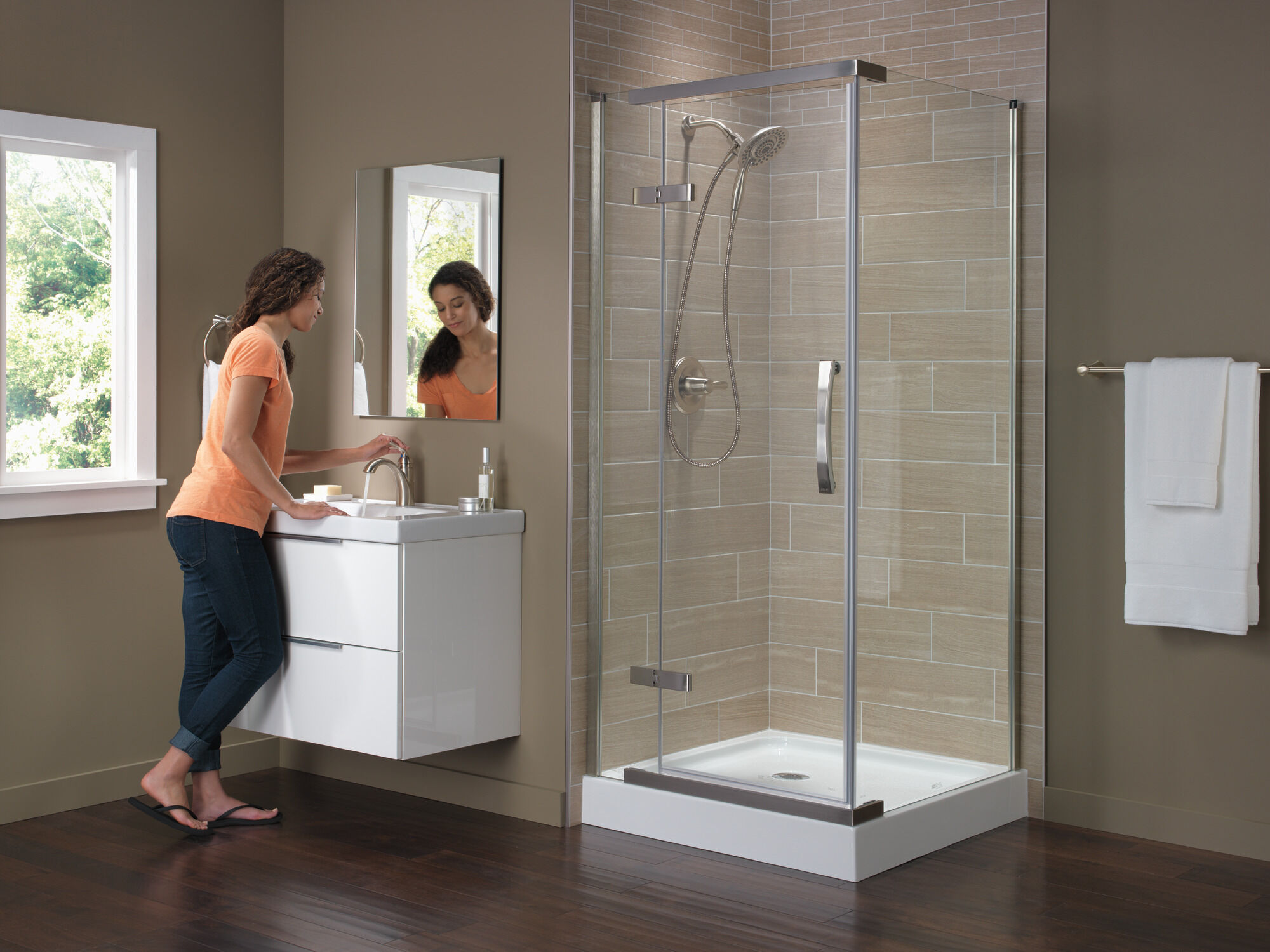 36 '' безрамный угловой душ Delta Faucet BVS91236CS - Вид №7