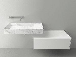 Одиночный подвесной умывальник из каррарского мрамора