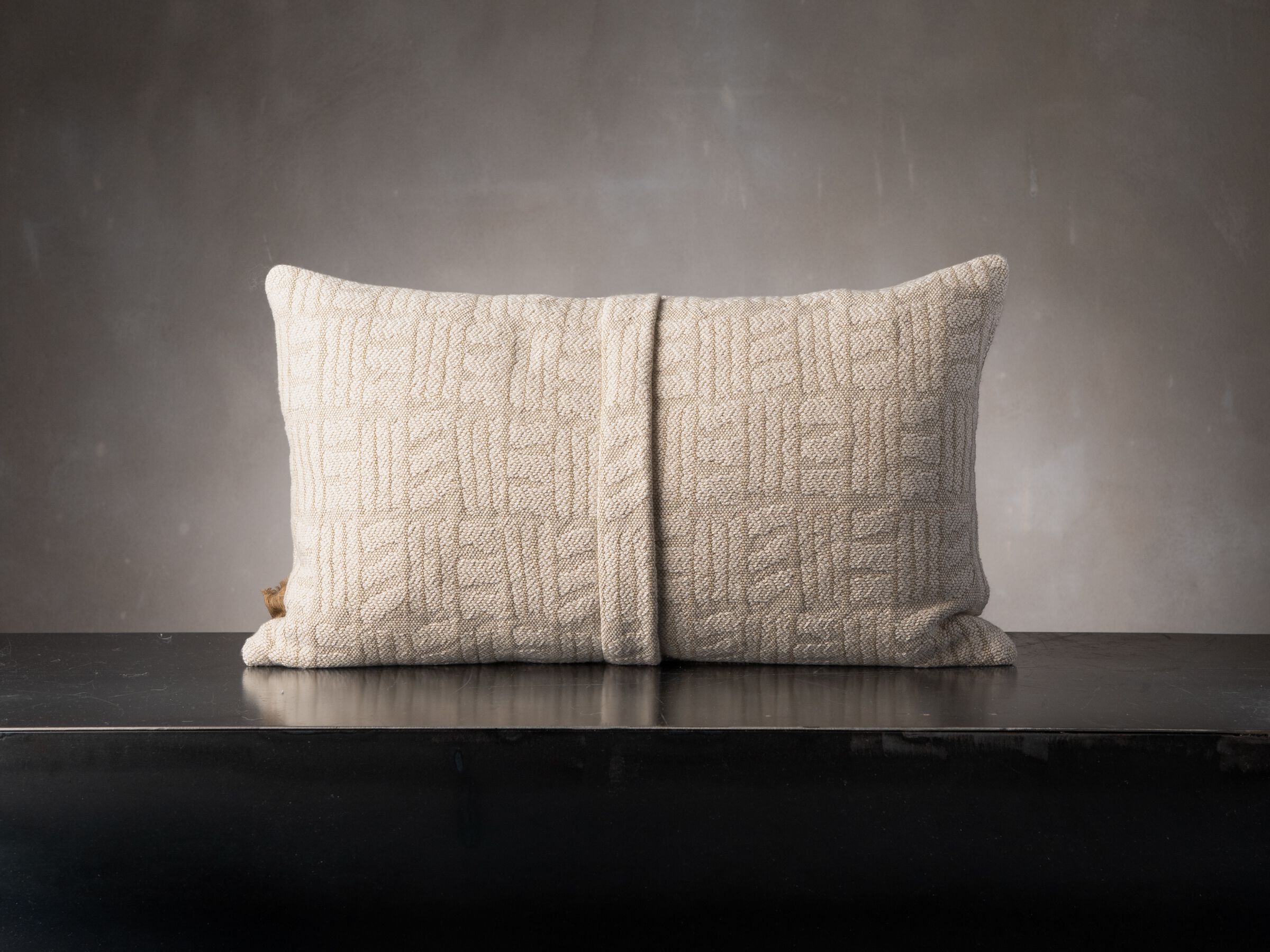 Прямоугольная подушка из хлопка The House of Lyria CHITON ARCH-00100173 - Вид №1