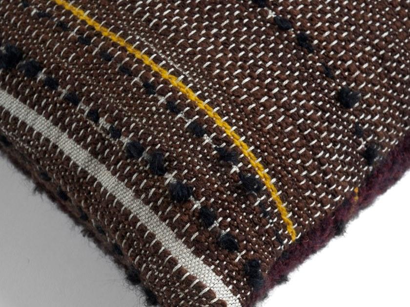 Ethnicraft Прямоугольная подушка из ткани для дивана Mystic ink 21070 - Вид №1