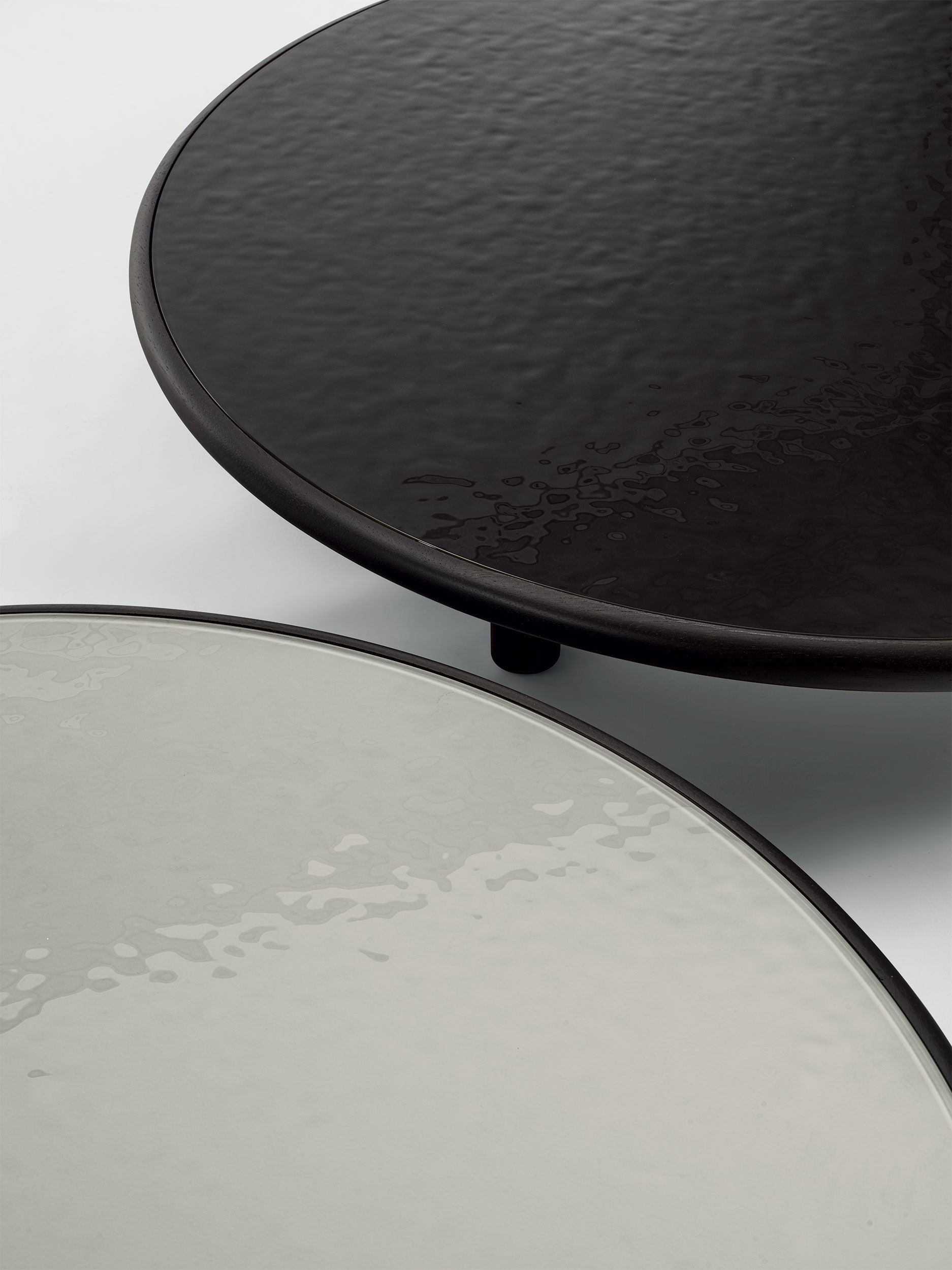 Стеклянный ироко круглый низкий садовый столик Longhi курорт ARCH-00084015 - Вид №1