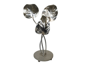 Металлическая настольная лампа