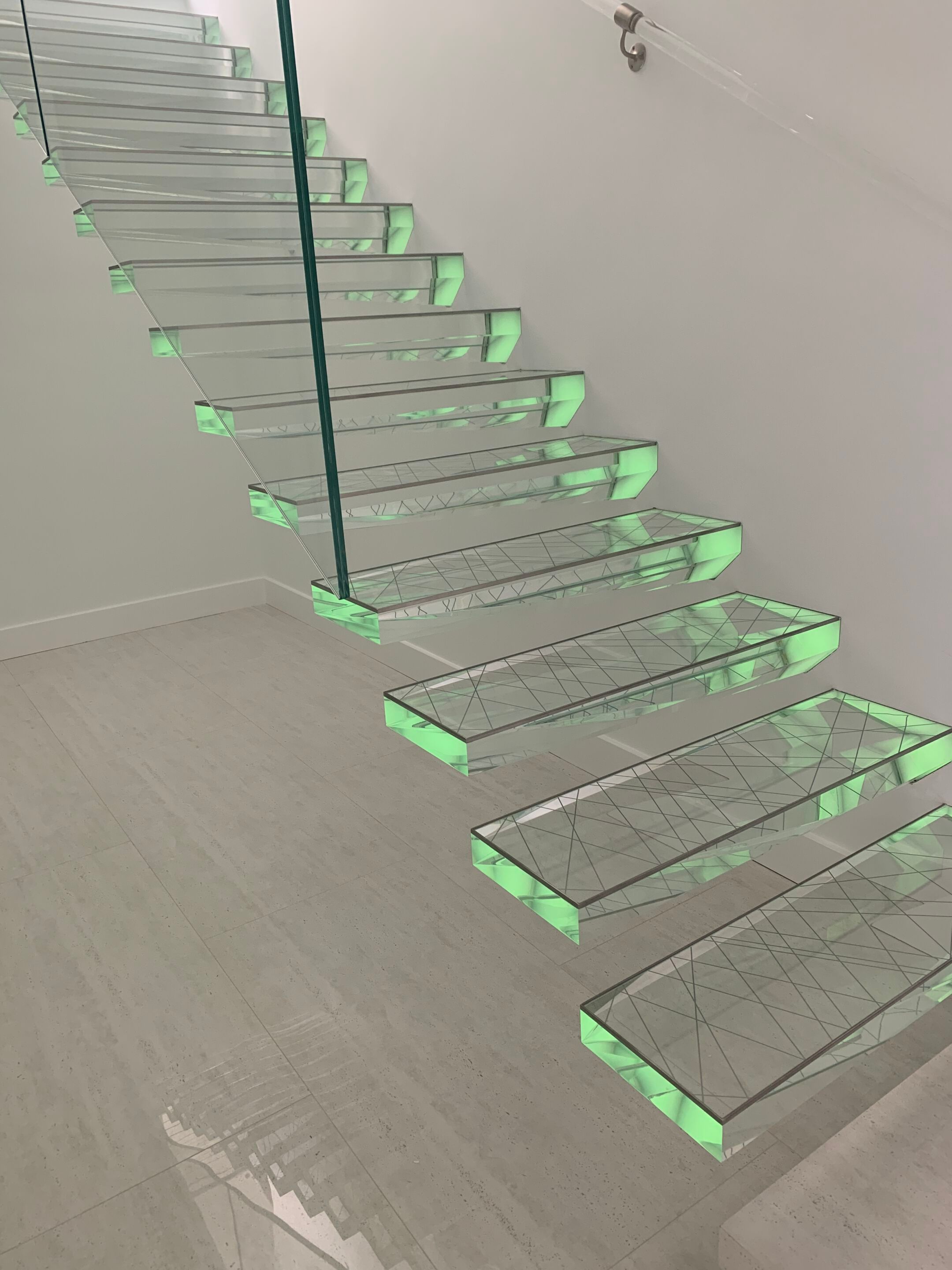 Акриловая консольная лестница со светодиодом Siller Treppen SPACE DIAMOND 2 ARCH-00042740 - Вид №2