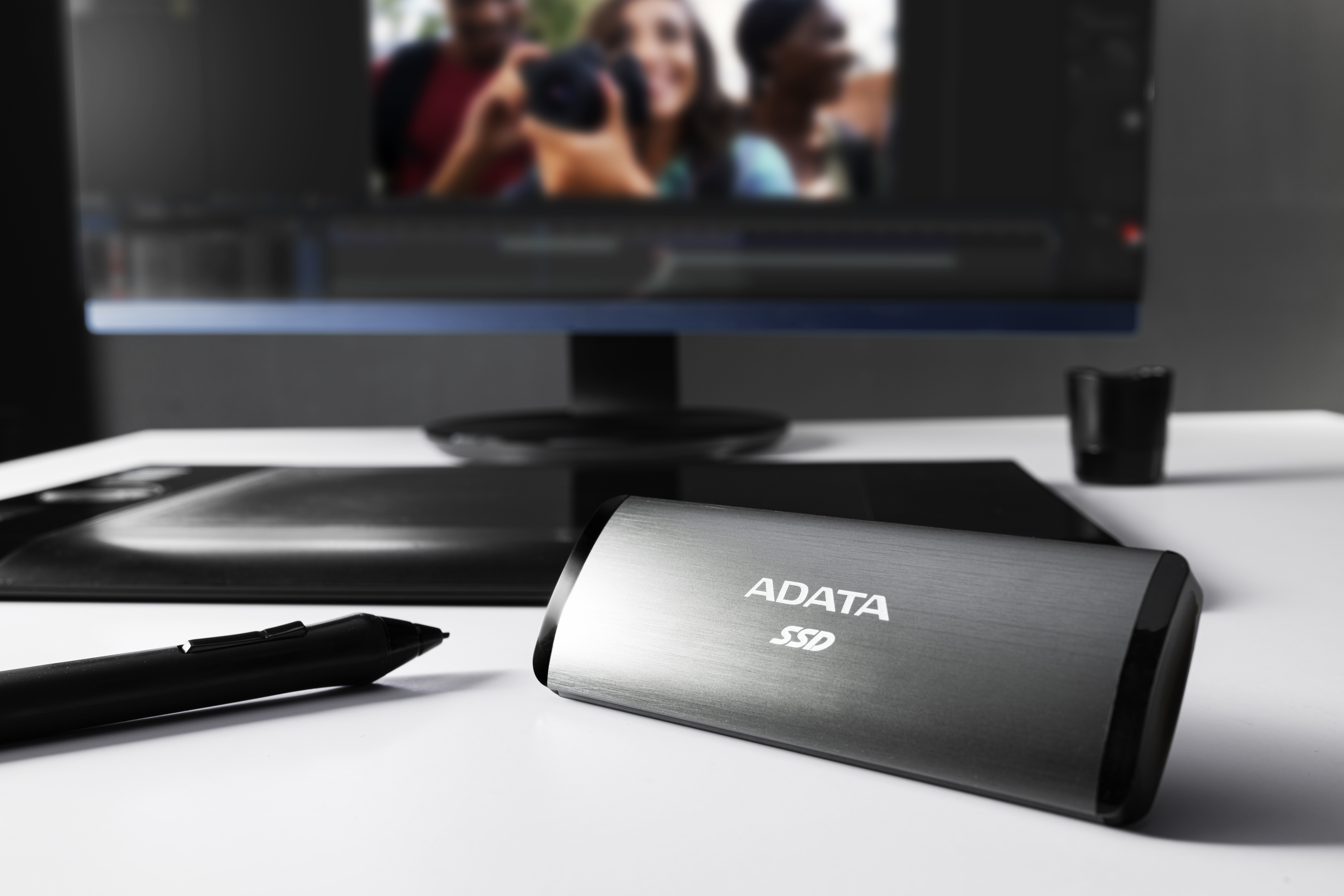 ASE760-1TU32G2-CTI 1tb se760 external ssd usb 3.2 gen2 type-c, r1000/w1000, titan-gray ADATA Santreyd  - Вид №6