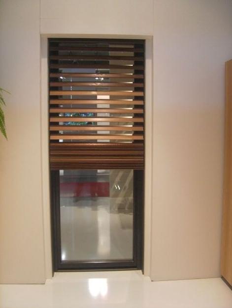 CARMINATI SERRAMENTI Деревянный навес Frangisole sun-id-1456457 - Вид №3