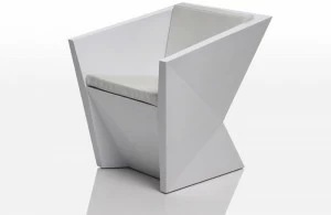 VONDOM Садовое кресло из полипропилена с подлокотниками Faz