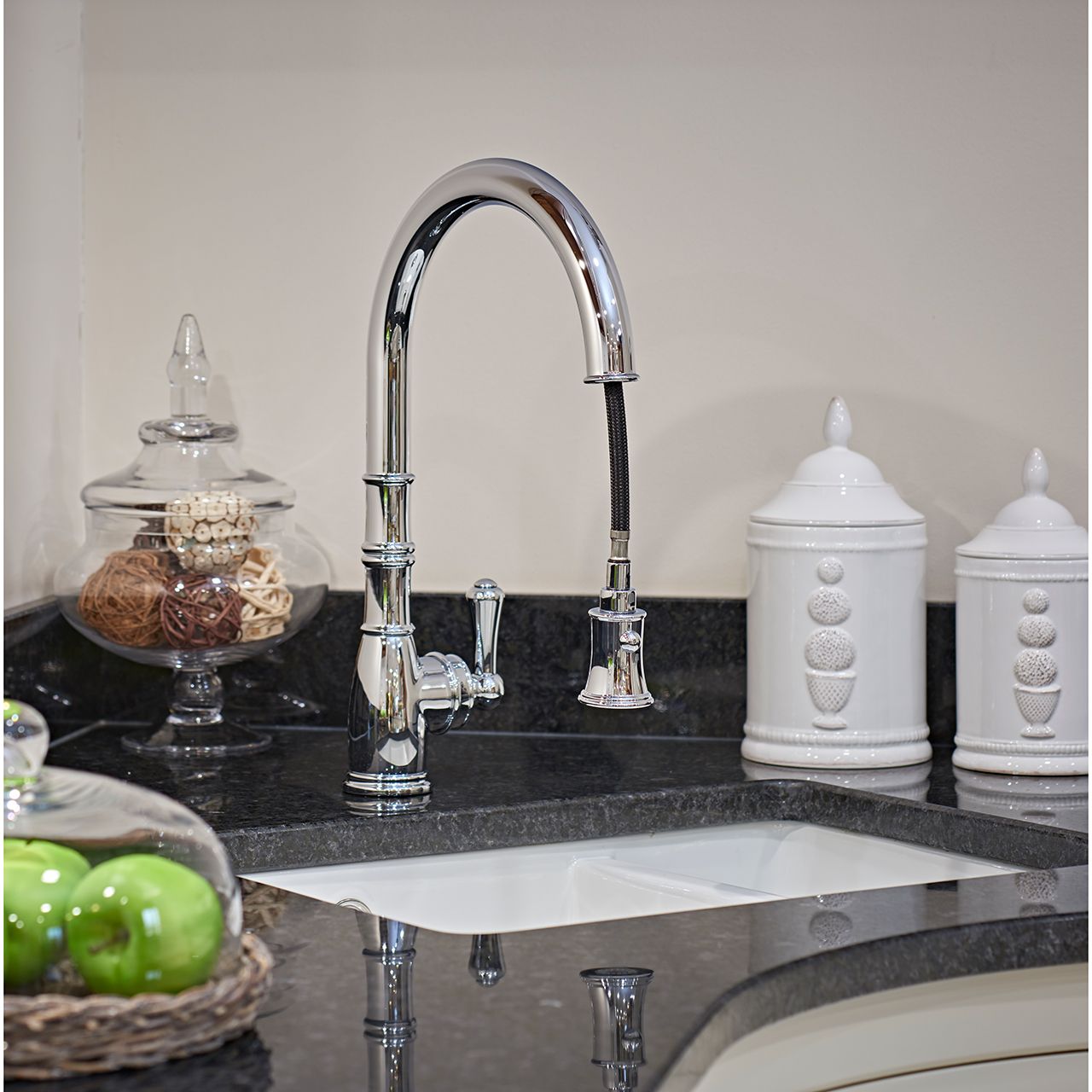 4744 Смеситель для мойки Aquitaine с одним рычагом и ополаскивателем с ополаскиванием вниз Traditional Perrinandrowe - Вид №3