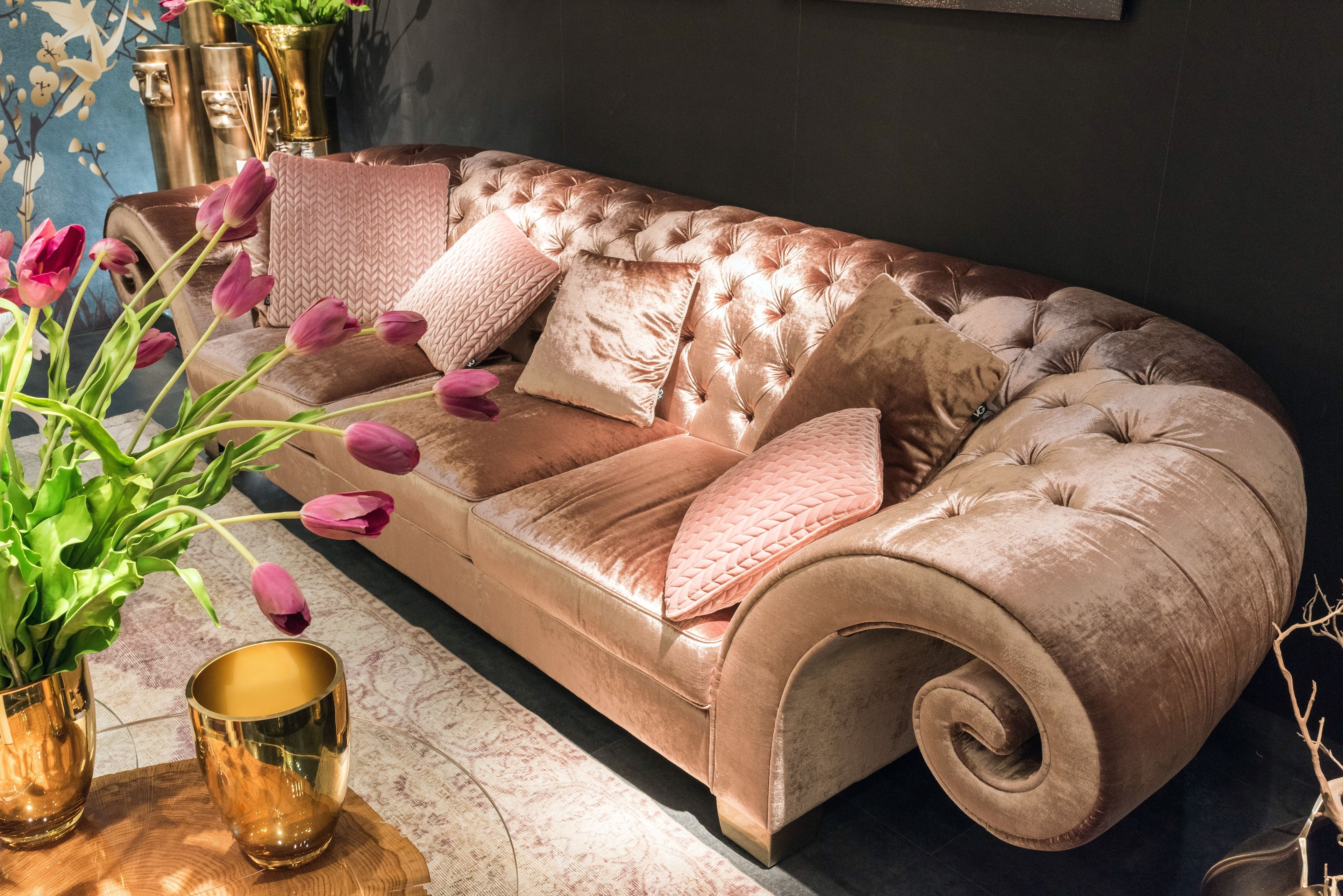 Бархатный диван в стиле Людовика XIV Vgnewtrend New Versailles ARCH-00127956 - Вид №3