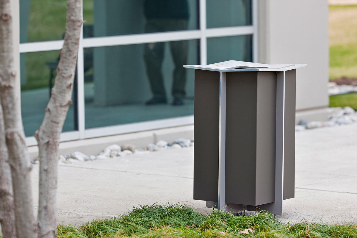 FSRT180 Емкость для кошачьего туалета  Forms-surfaces 