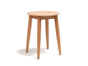 Деревянный низкий стул