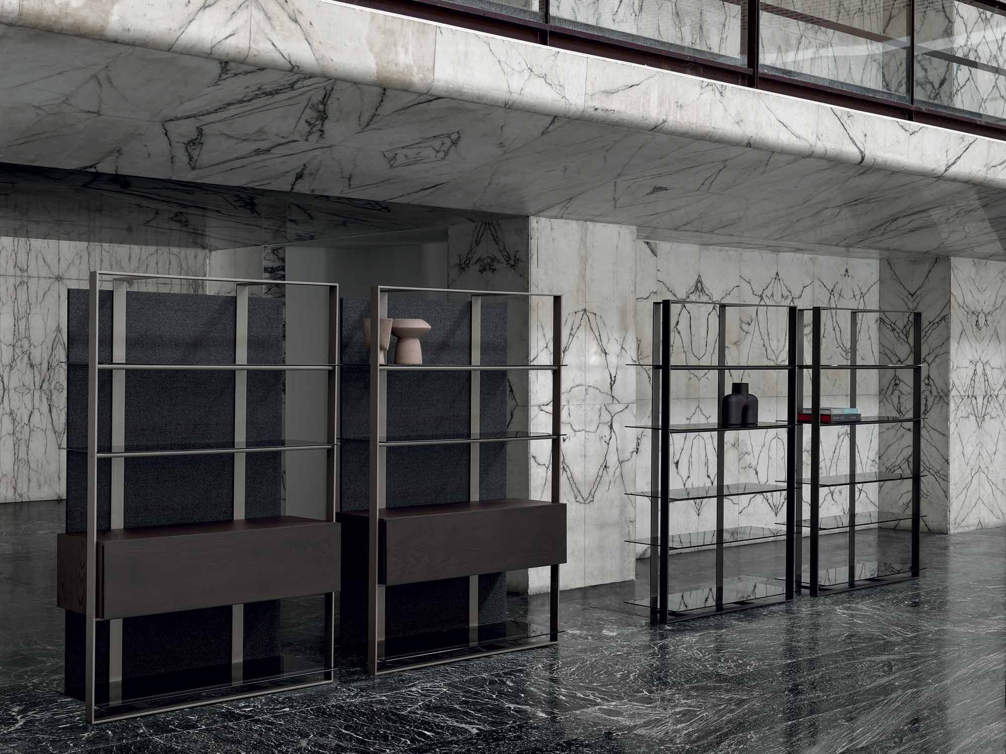 Металлический книжный шкаф со стеклянными полками Frigerio UNIQUE ARCH-00135296 - Вид №2