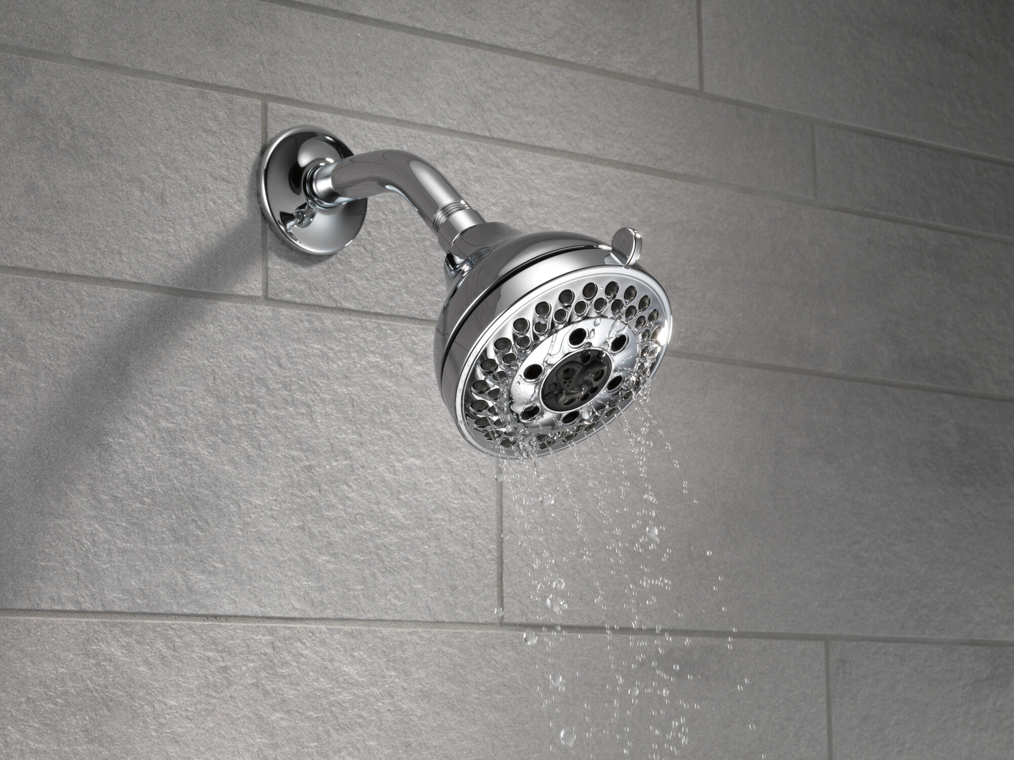 52637-RB15-PK H2Okinetic® 5-регулировочная душевая лейка Delta Faucet Universal Showering Венецианская бронза  - Вид №1