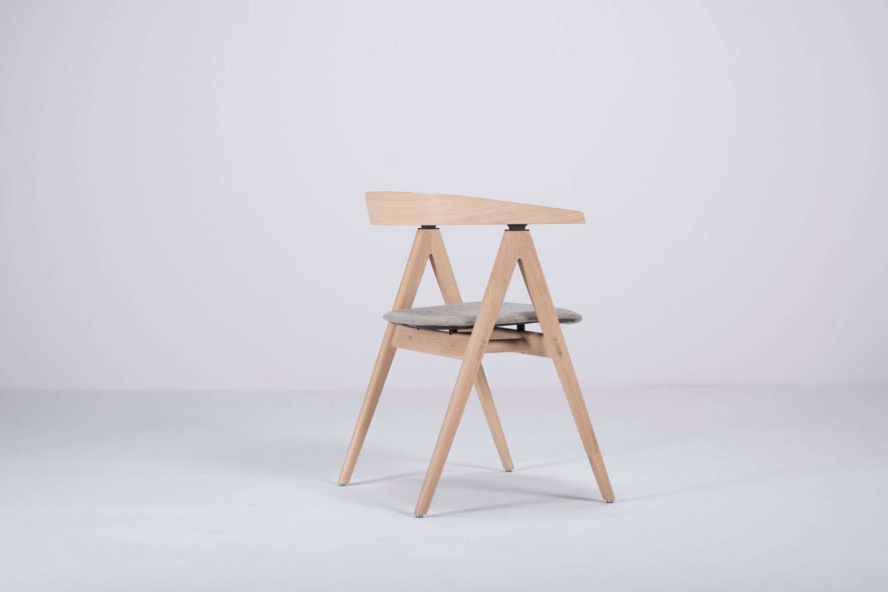 Мягкий стул с открытой спинкой Gazzda Ava ARCH-00071806 - Вид №2