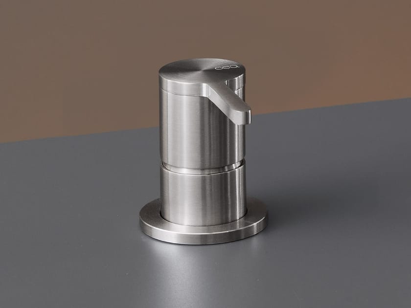 Нажмите Открыть/закрыть на полу CEADESIGN INNOVO ARCH-00098090