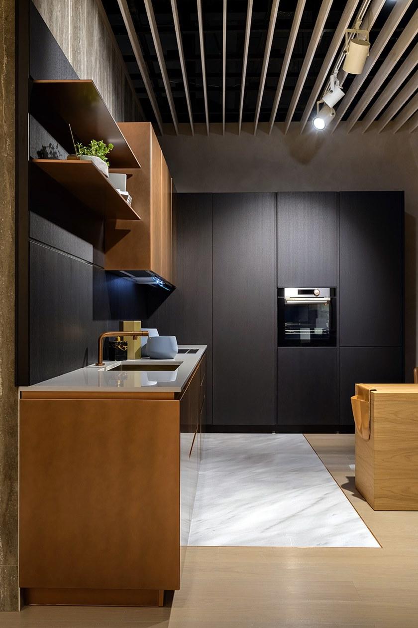 TM Italia Cucine Угловая кухня из оксидированного медного лака и коричневого материала T45 sun-id-1397111 - Вид №1