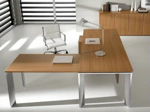 IFT Исполнительный угловой стол Pratiko