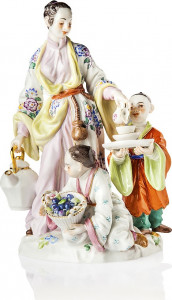 10616803 Meissen Фигурка 15см "Японка с двумя детьми" Фарфор