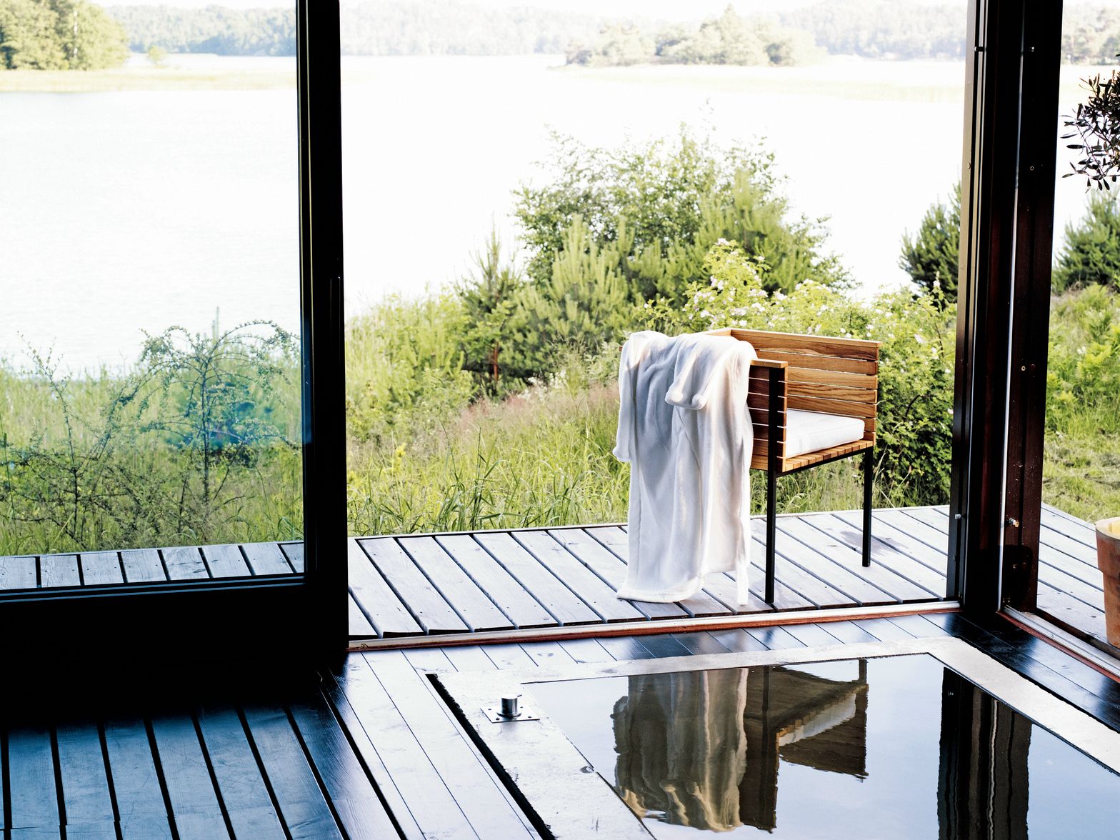 Садовое кресло из тикового дерева с подлокотниками Skargaarden Häringe ARCH-00152221 - Вид №5