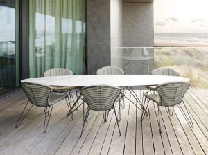 Овальный стол в Ксерамике