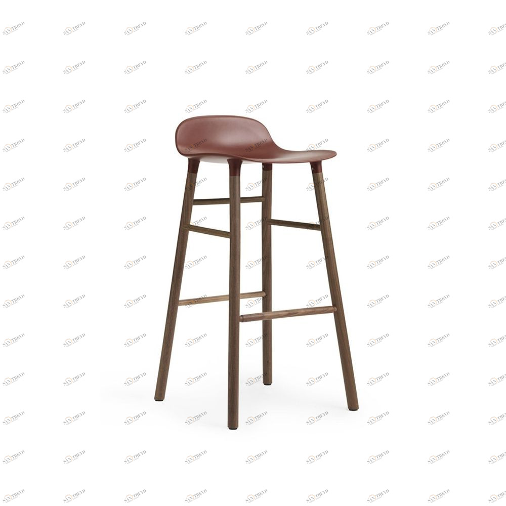 Барный стул Form с ножками из ореха 65 см, красный Normann Copenhagen 602791