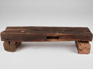 Дубовая скамья