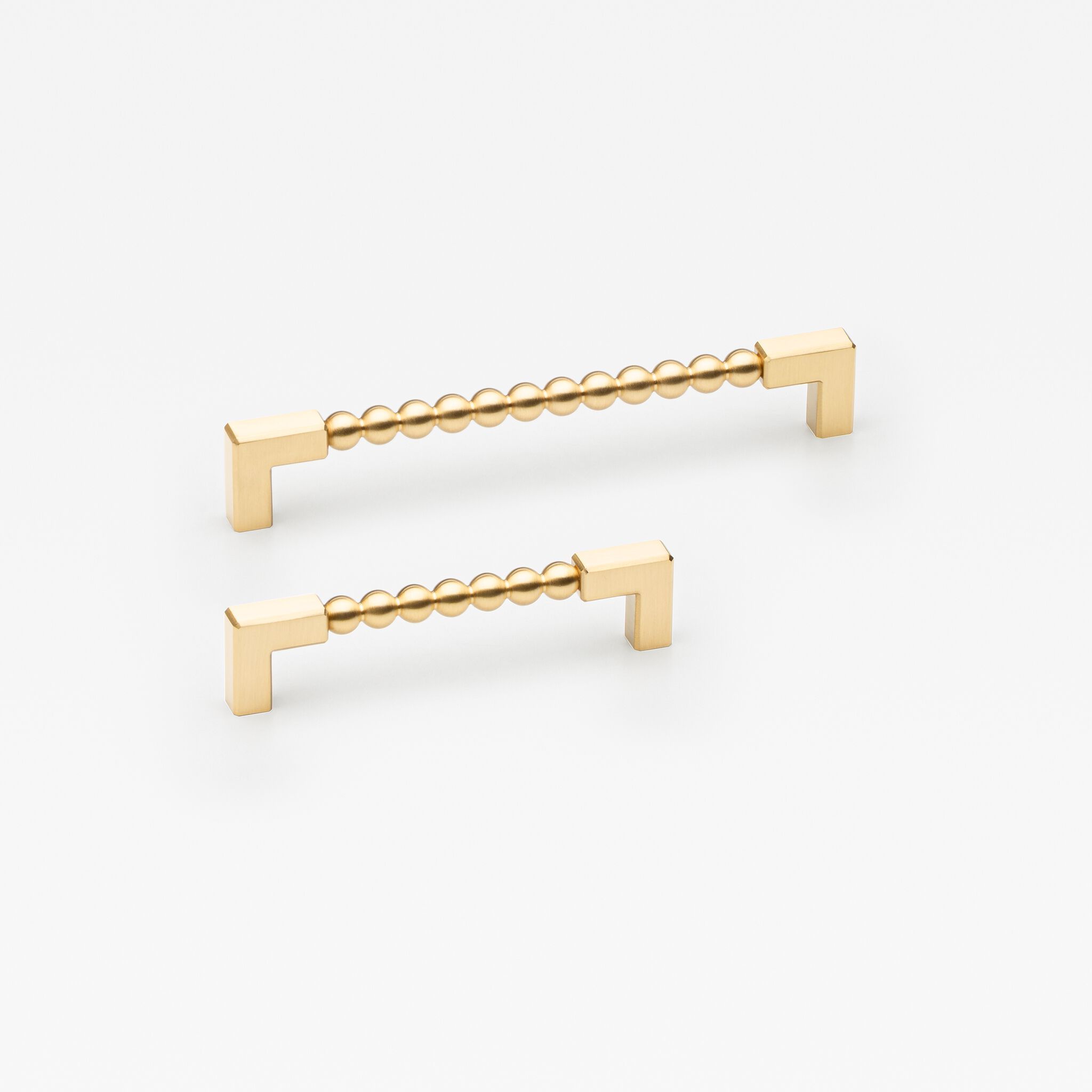 Латунная мебельная ручка Lo & Co Interiors Orbe ARCH-00046829 - Вид №2