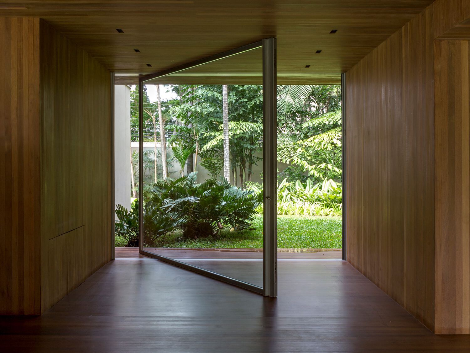 Поворотное окно panoramah! AH! PIVOT ARCH-00134500